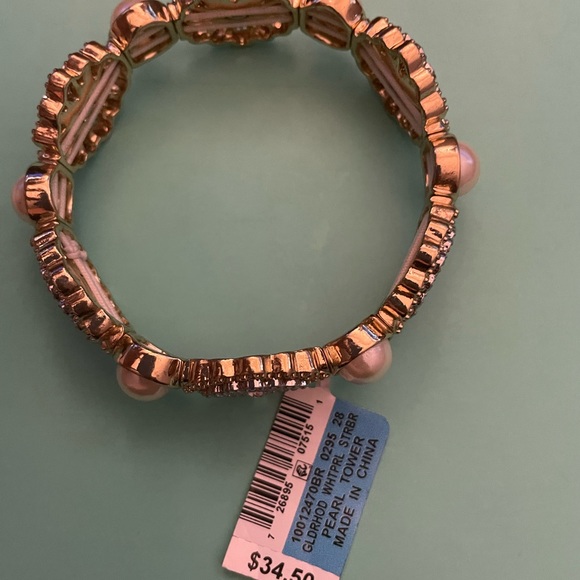 NWT Gold & Pearl Bracelet - Picture 5 of 5